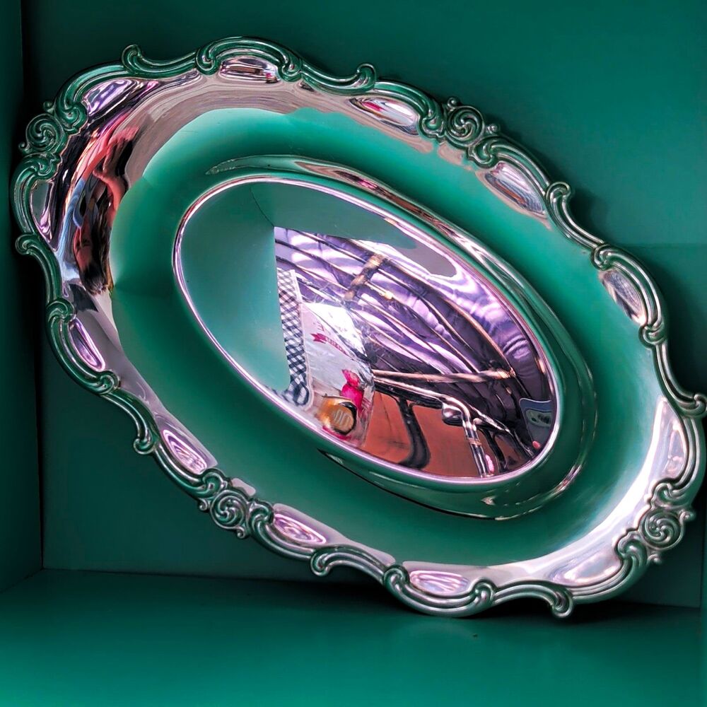 Vintage Gorham Silverplate Bread Tray YC2028, Rondo Pattern 1951